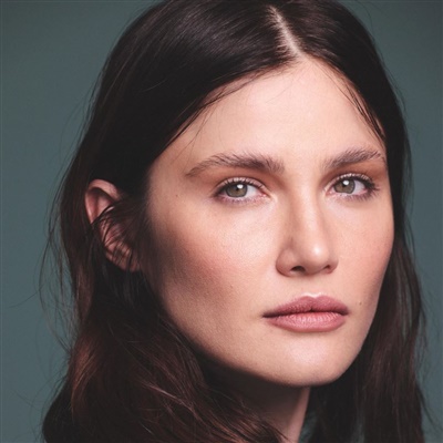 DANIELA T.