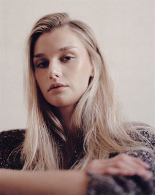 Emily Caron Model EMILY CARLSON for ABC MODELS