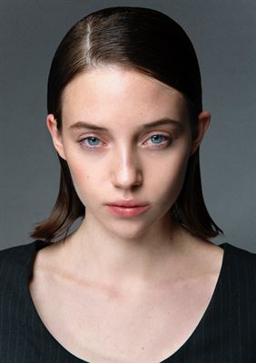 NINA KINSBERGEN for ABC MODELS