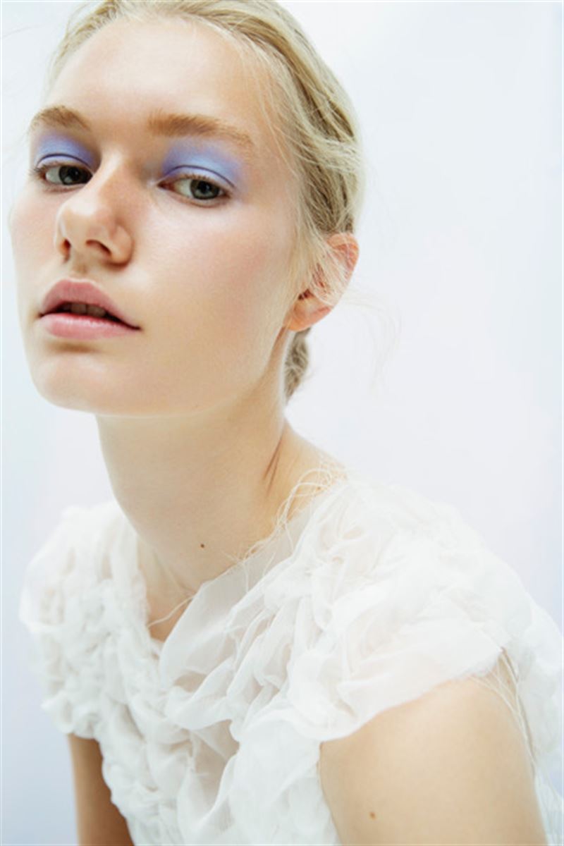 BRAVE MODELS - LINE GEITNER