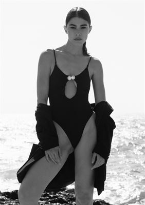 ワンピース stephanie La Porte STEPHANIE ワンピーススイムスーツ - Black | REVOLVE