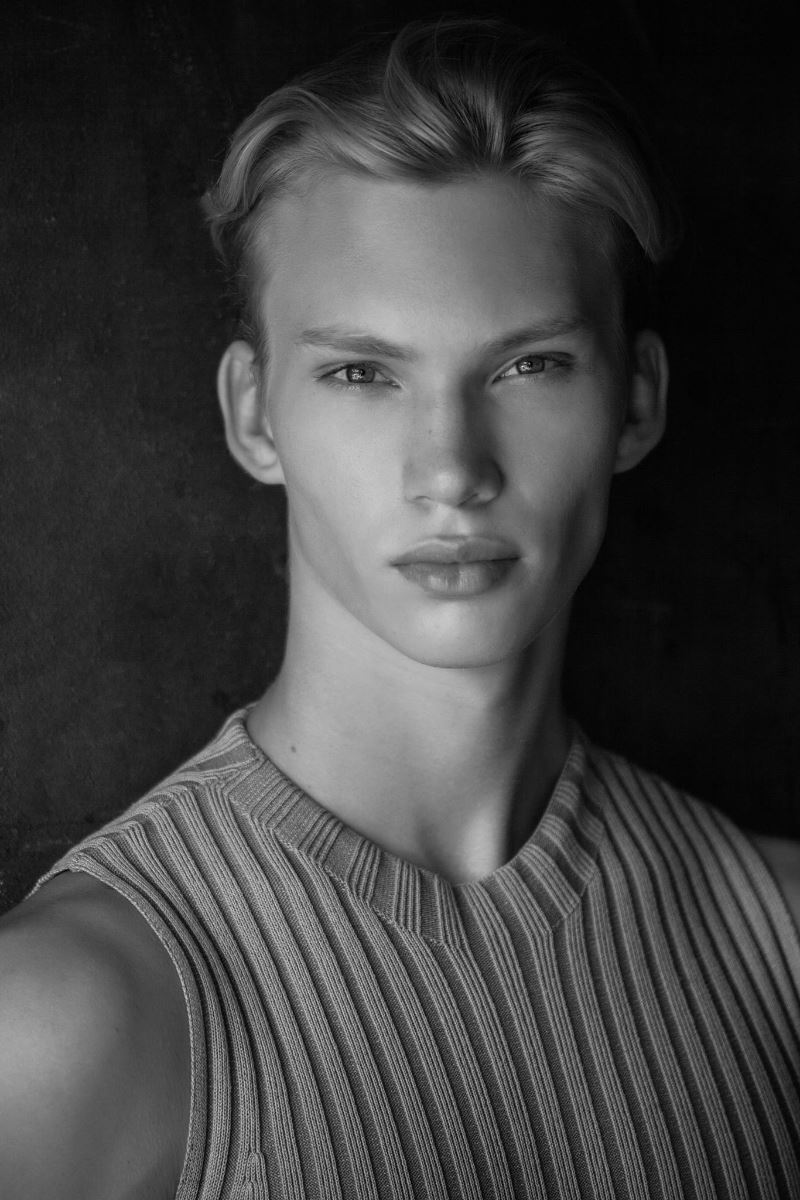 I LOVE MODELS MANAGEMENT - Tyler Patton