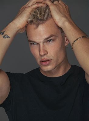 DUSTIN GREGORY for INDEPENDENT