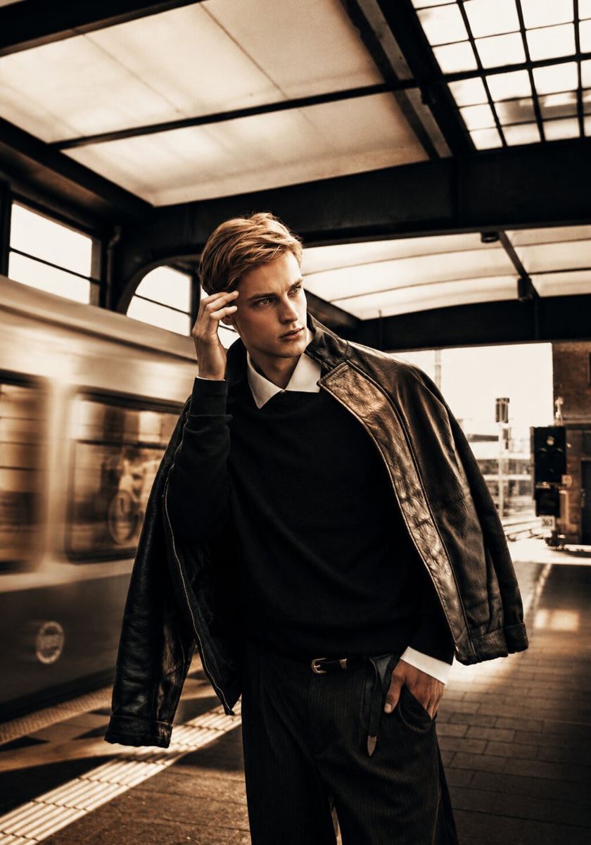 modelbook image no. 266055
