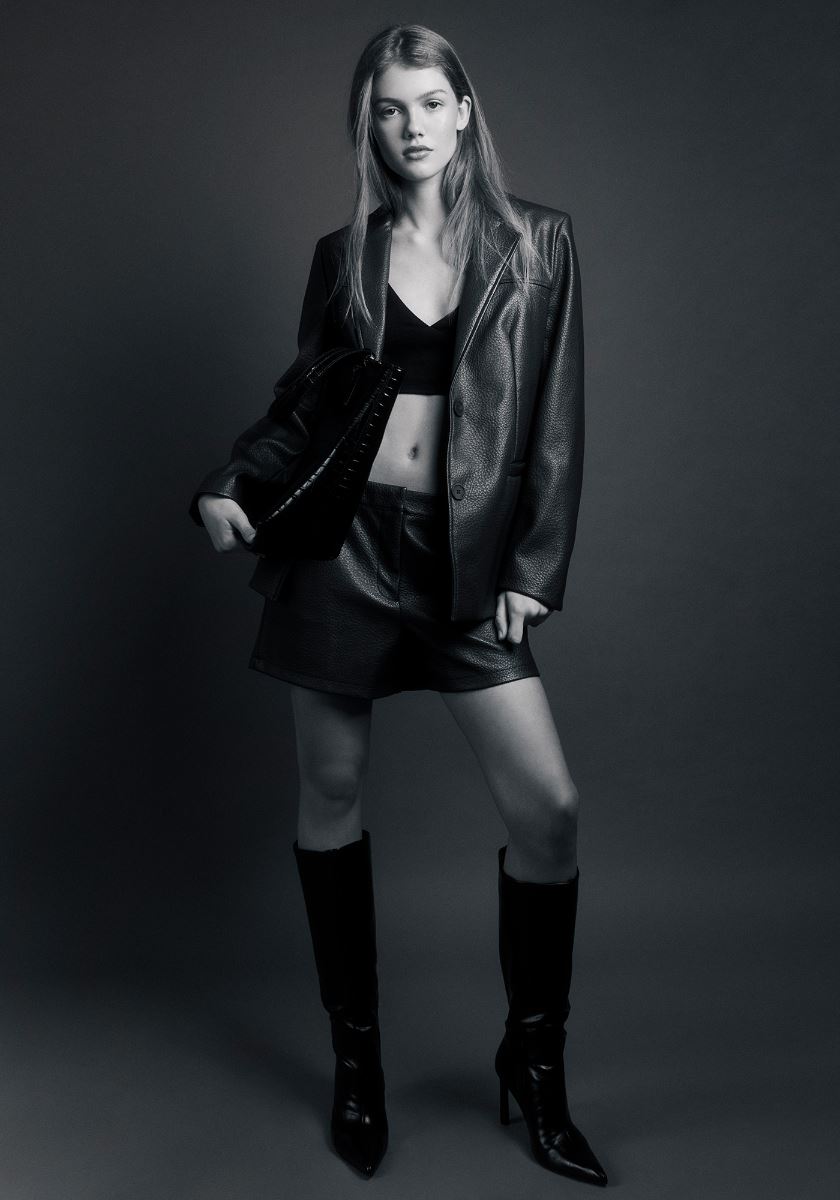 modelbook image no. 253363