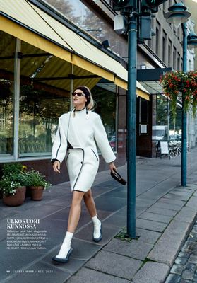 modelbook image no. 253378