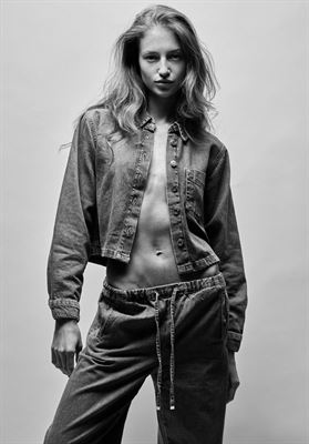 modelbook image no. 254896