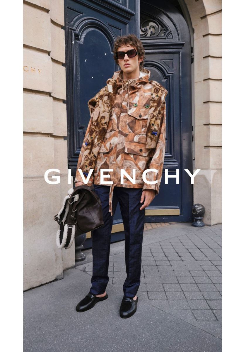 modelbook image no. 260105