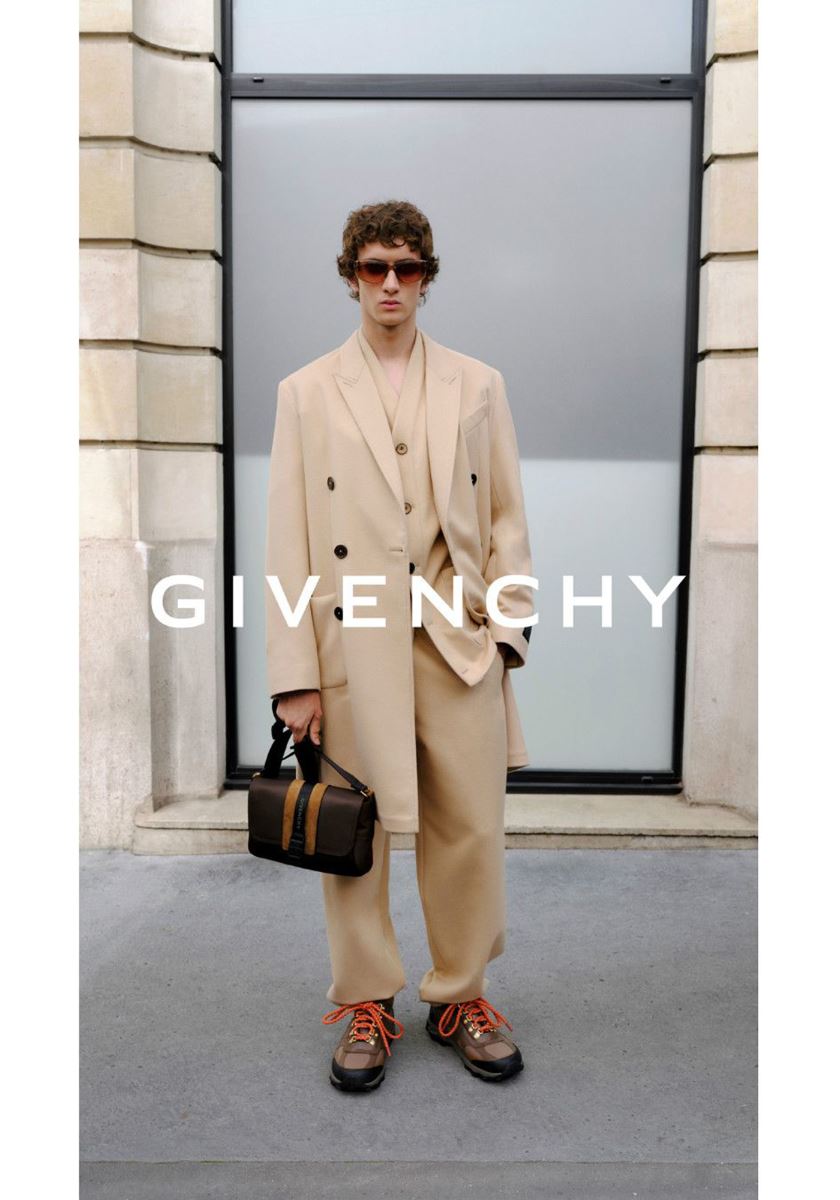 modelbook image no. 260106