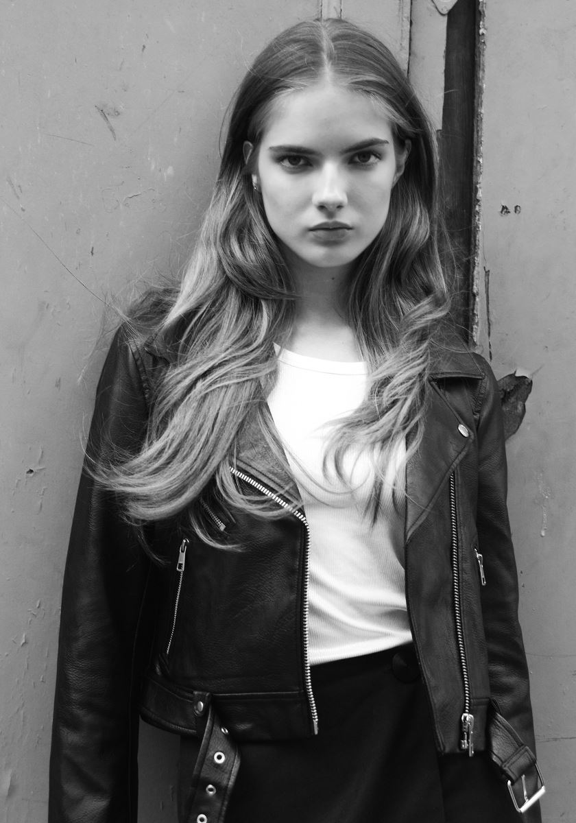 modelbook image no. 263099