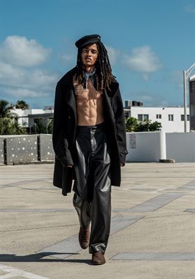 modelbook image no. 266279
