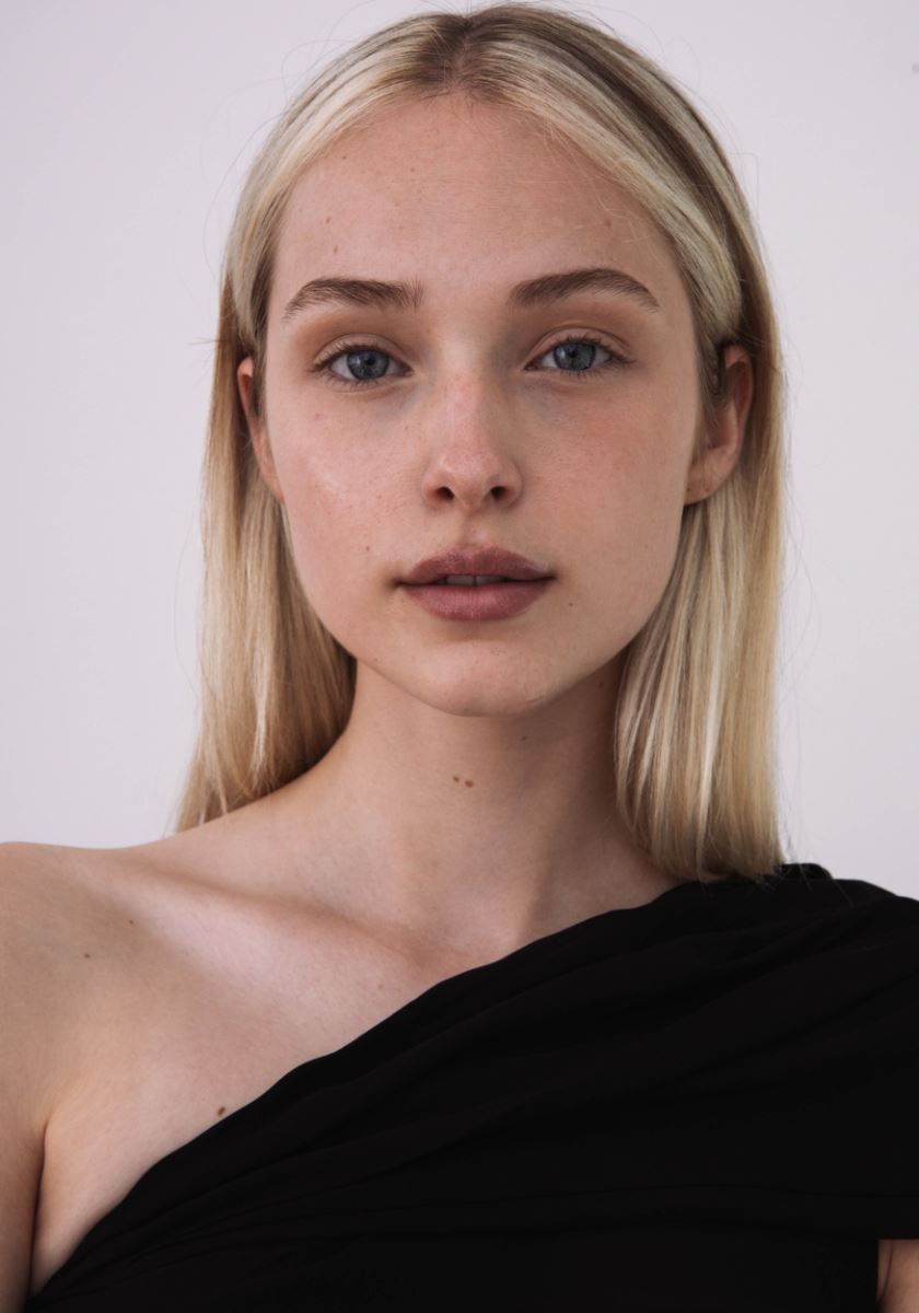 modelbook image no. 267694