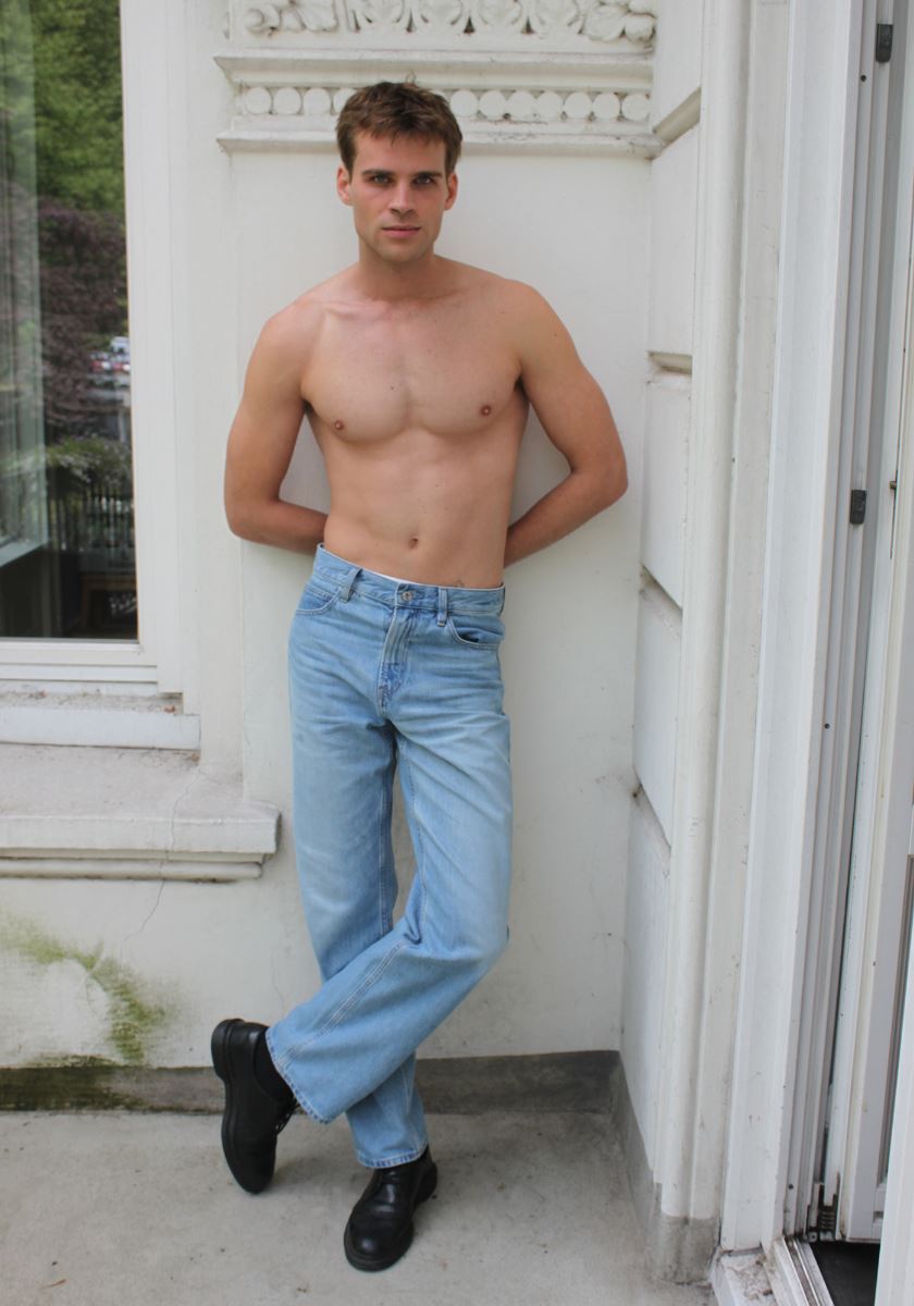 modelbook image no. 249056