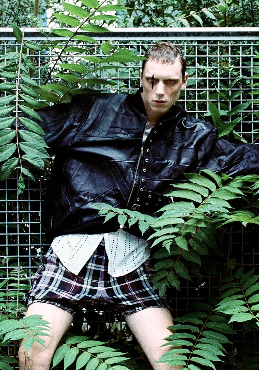 modelbook image no. 253381