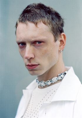 modelbook image no. 253382