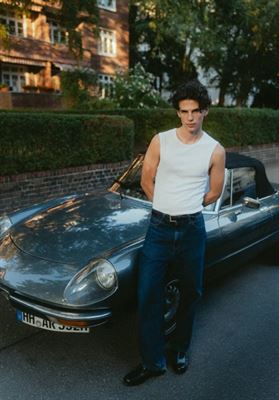 modelbook image no. 272365