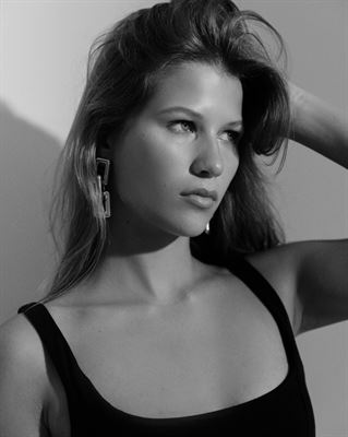 OLYMPIA MODELS - women-intown