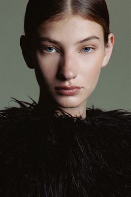 special-management-DANI-JONES