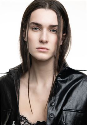 special-management-GISELLE-TOSSOUNIAN