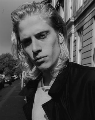 special-management-LOUIS-SCOTT