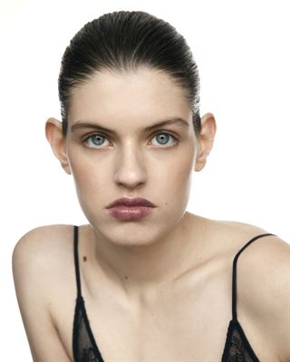 special-management-LARA-BERG