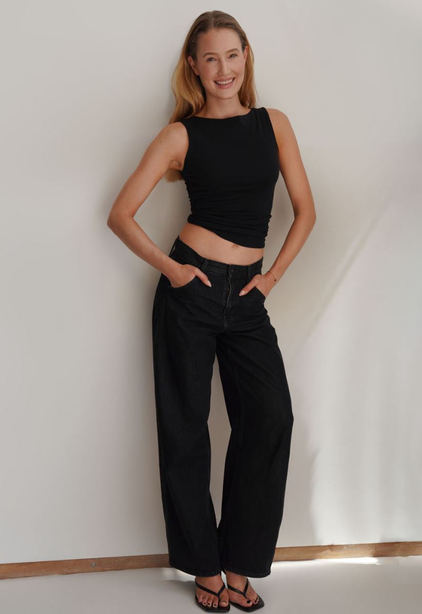 Lena Samuels - 40