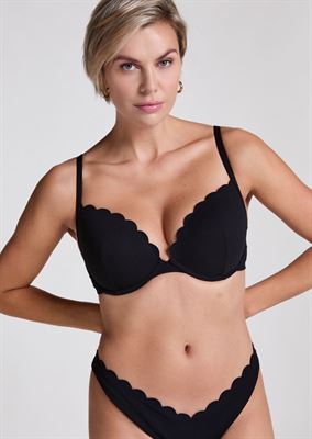 Chantal-33