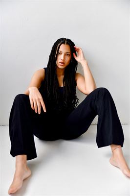 Zoe Prada-13