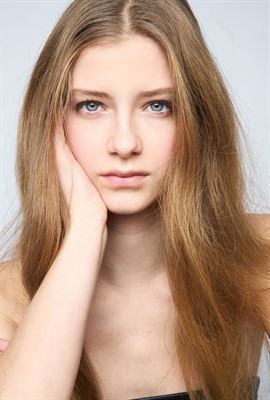 Suzanne-26