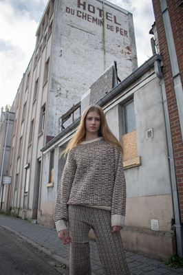 Suzanne-10