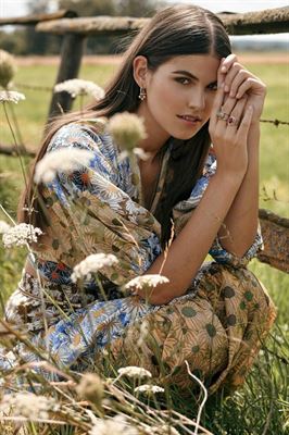 Emanuela-23