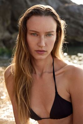 Valeria Miro-4