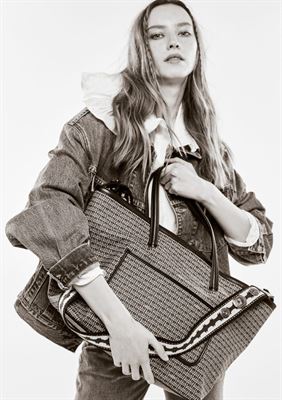 Valeria Miro-33