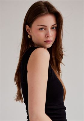 Yasmin Zitman-24