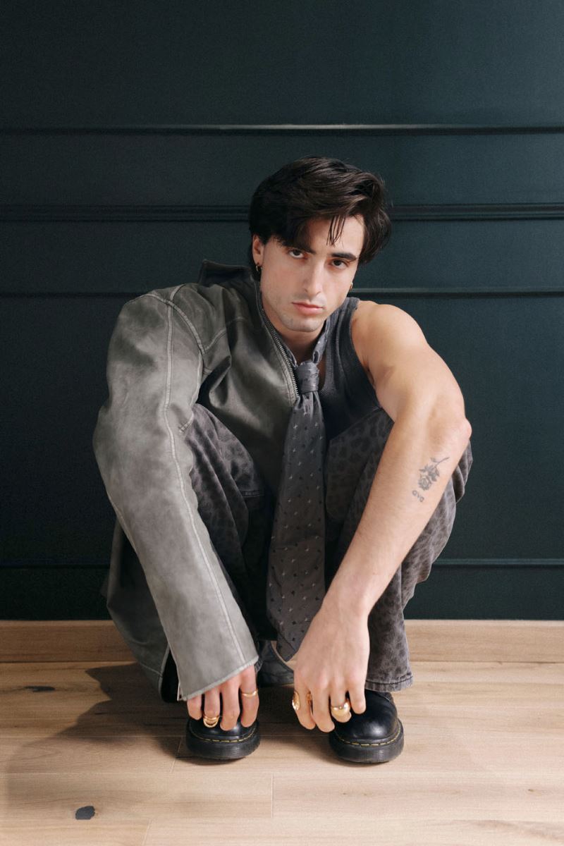 Tom De Almeida - 21