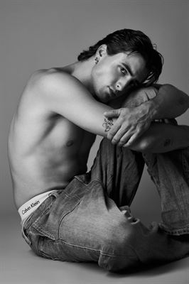 Tom De Almeida-10