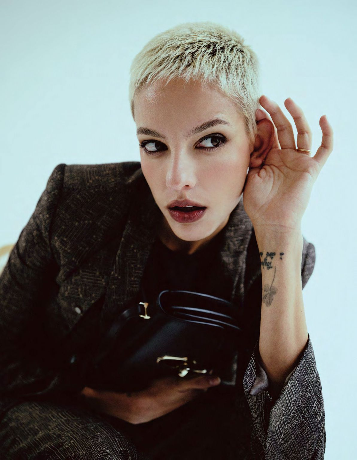 GIULIA THELLER photo