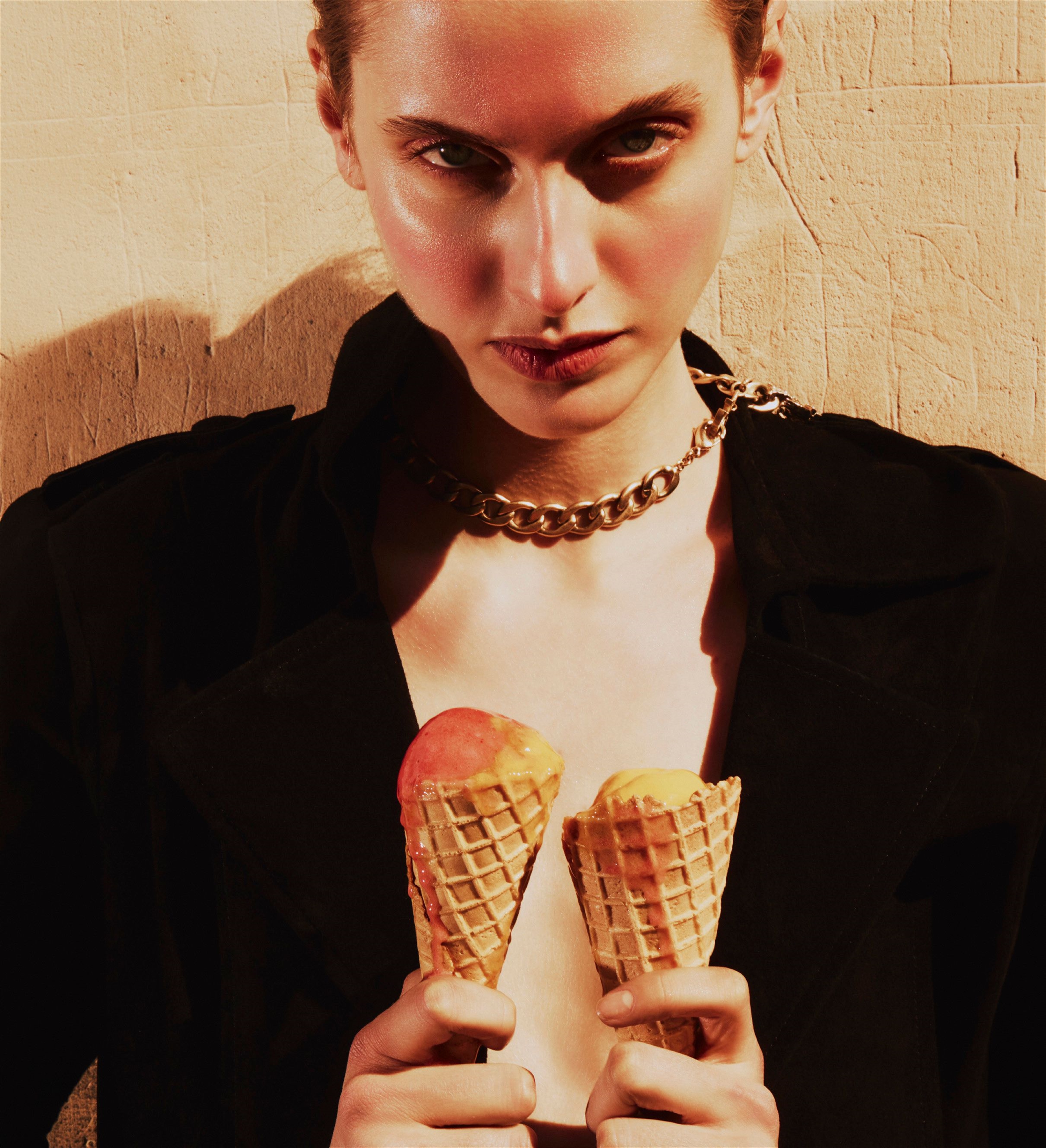 JULIA BREGALDA photo