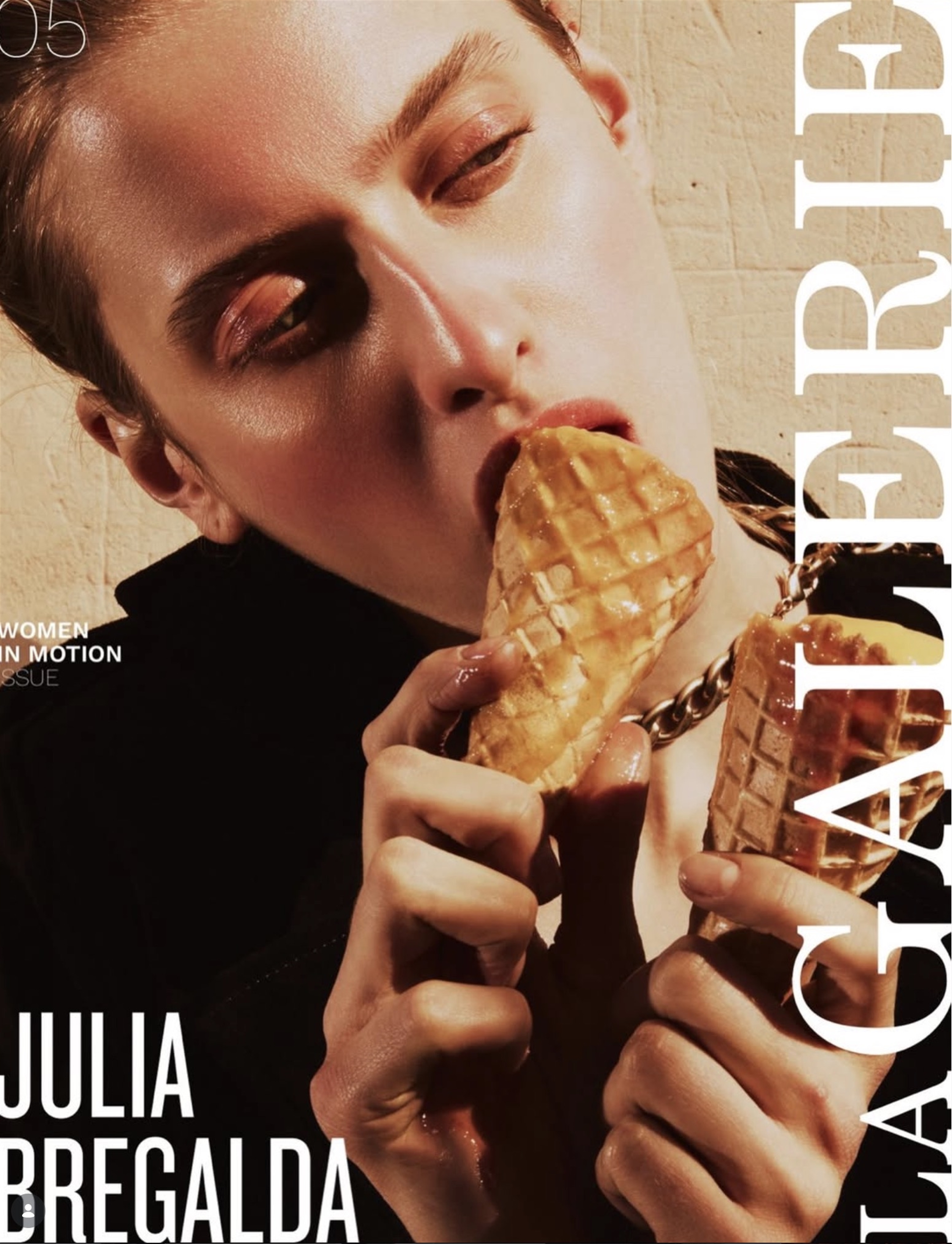 JULIA BREGALDA photo