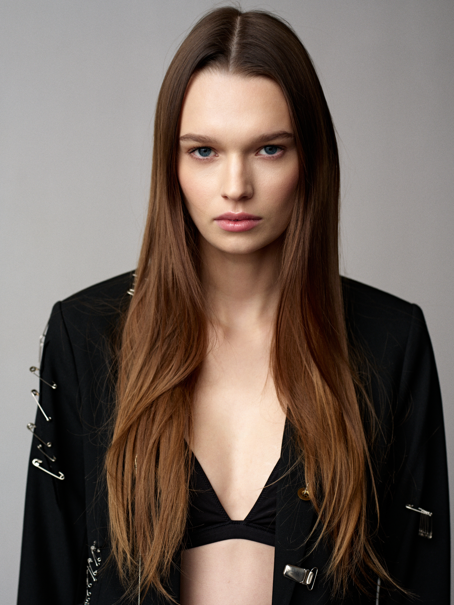 NICOL KOSINOVA photo