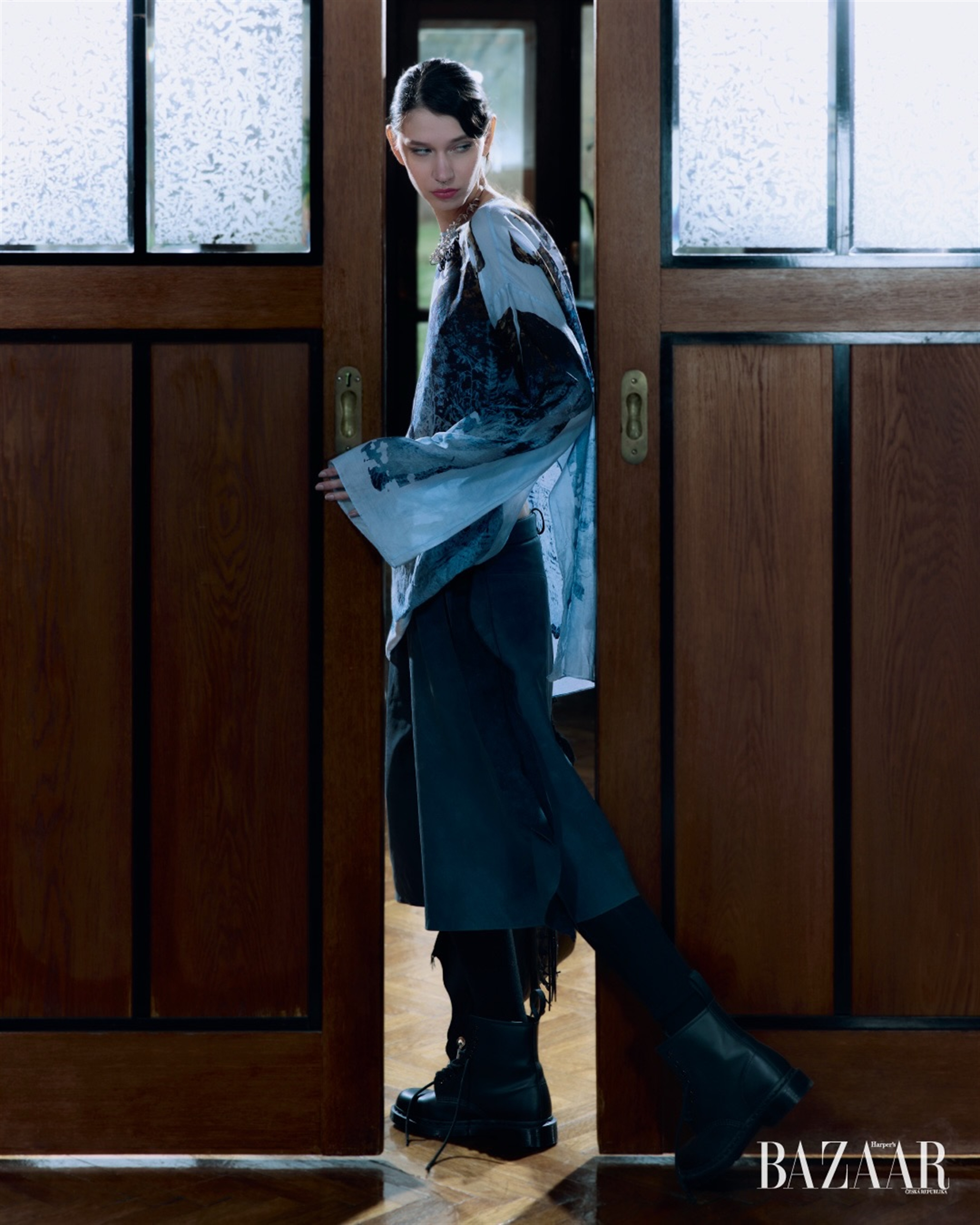 SASHA SVECOVA photo