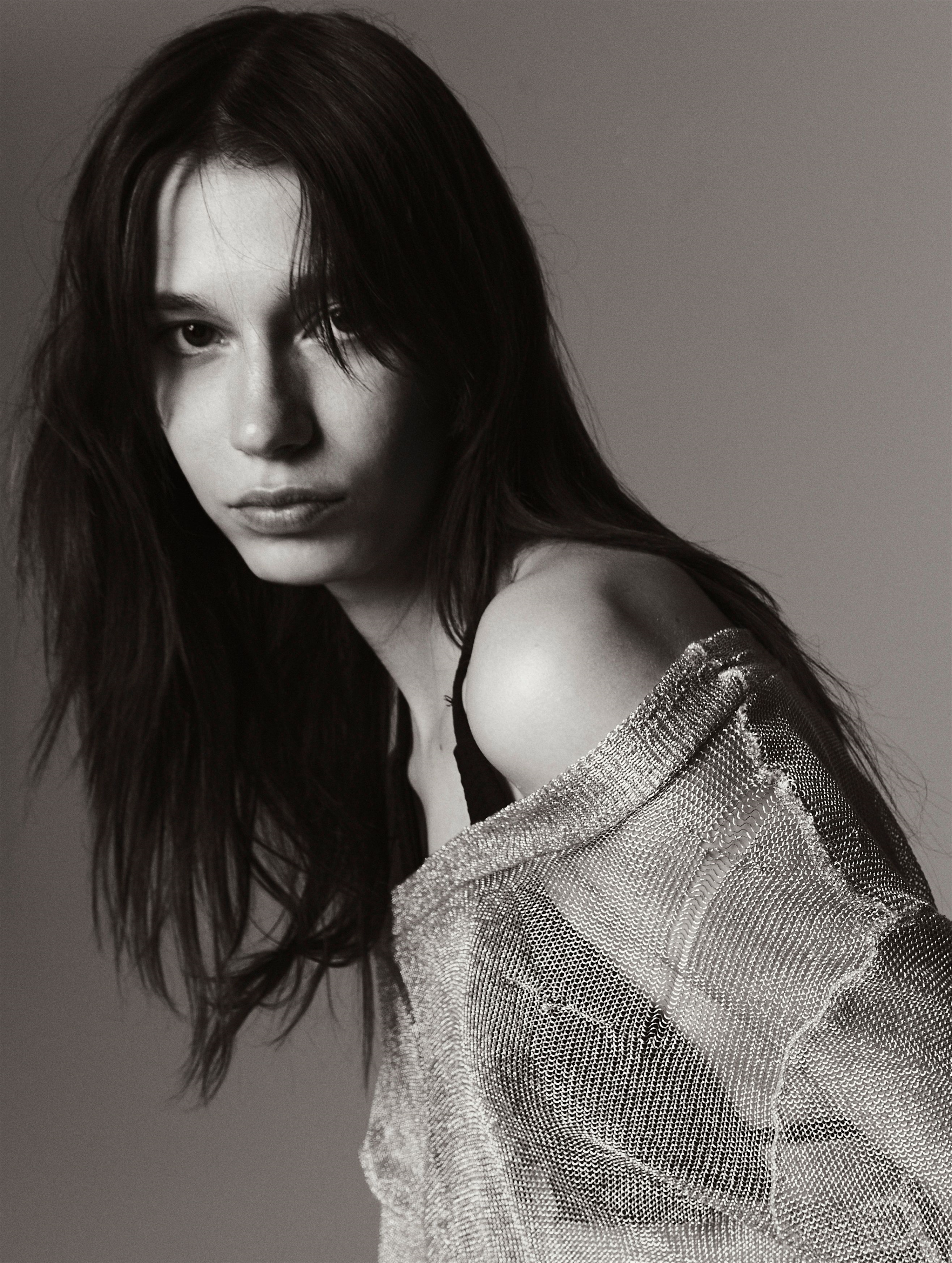 SASH SVECOVA photo