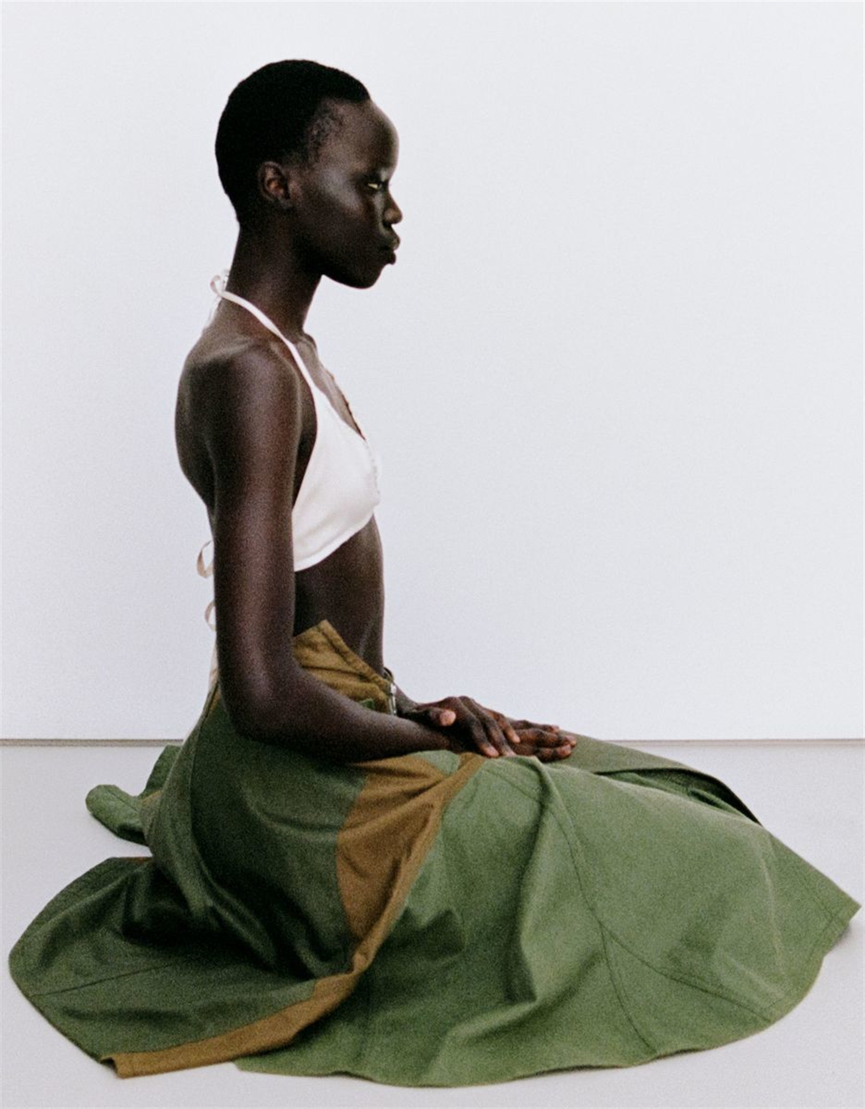 LEAH SIMON photo