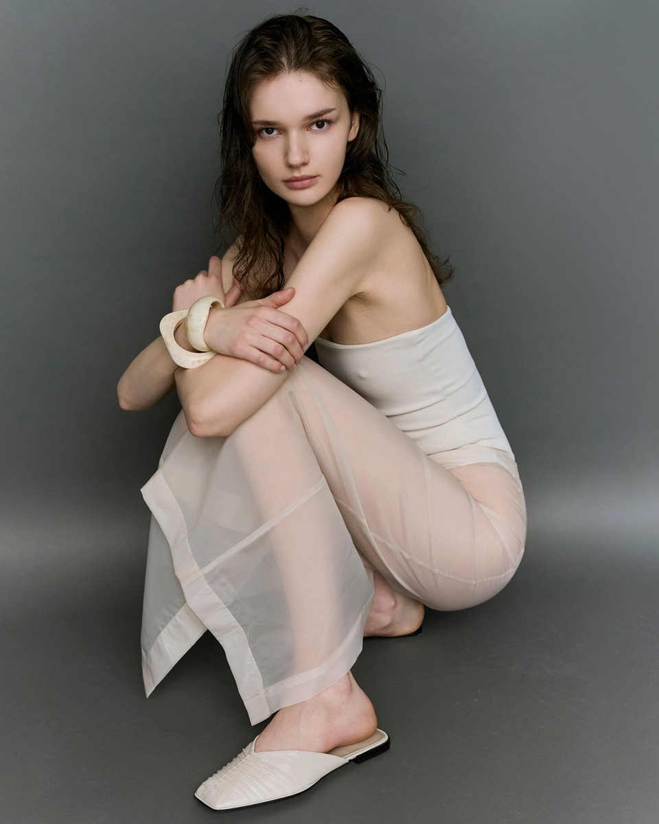 KAMILA SERKUCZEWSKA photo