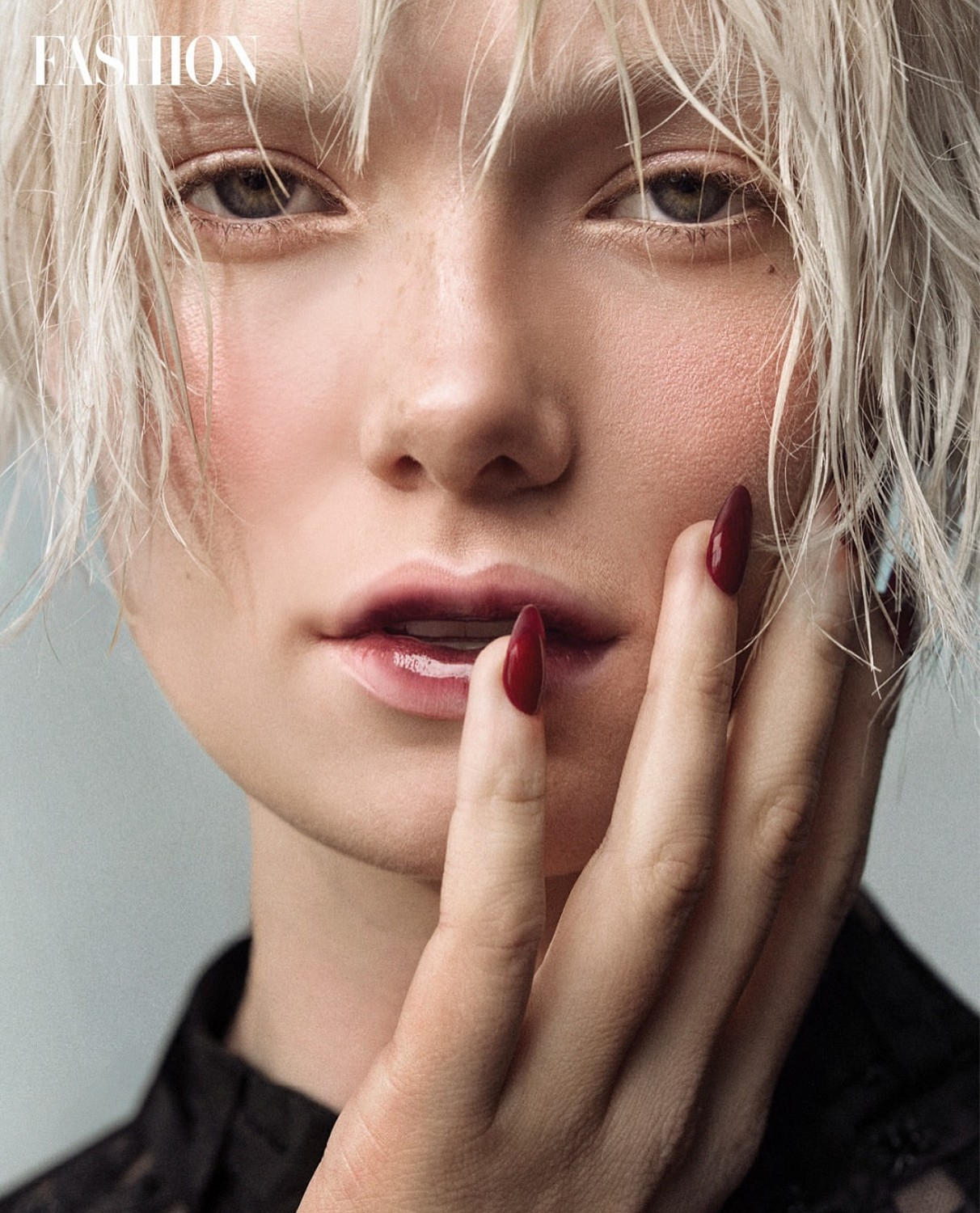 CHARLOTTE LEACH photo