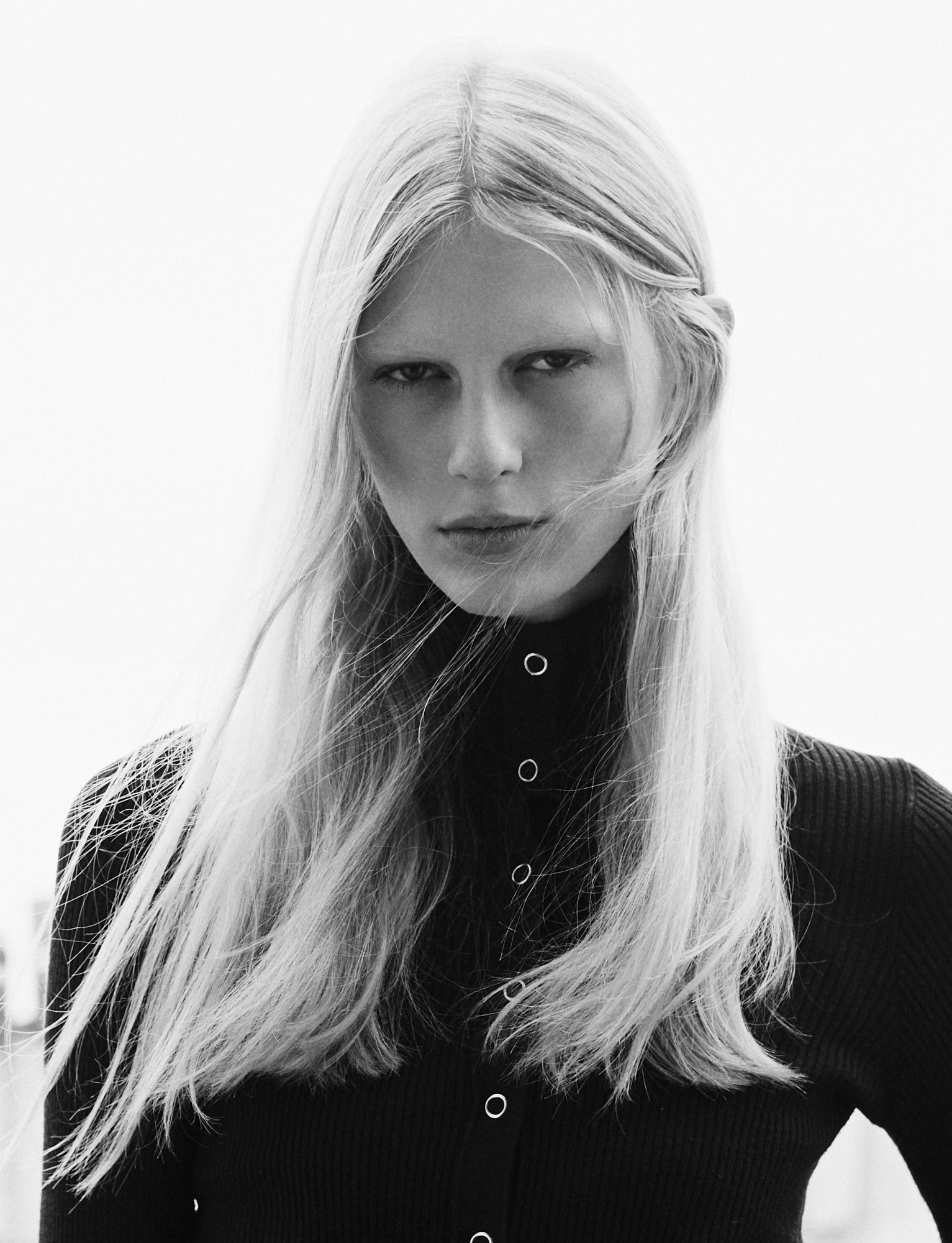 EDUARDA MUEHLMANN photo