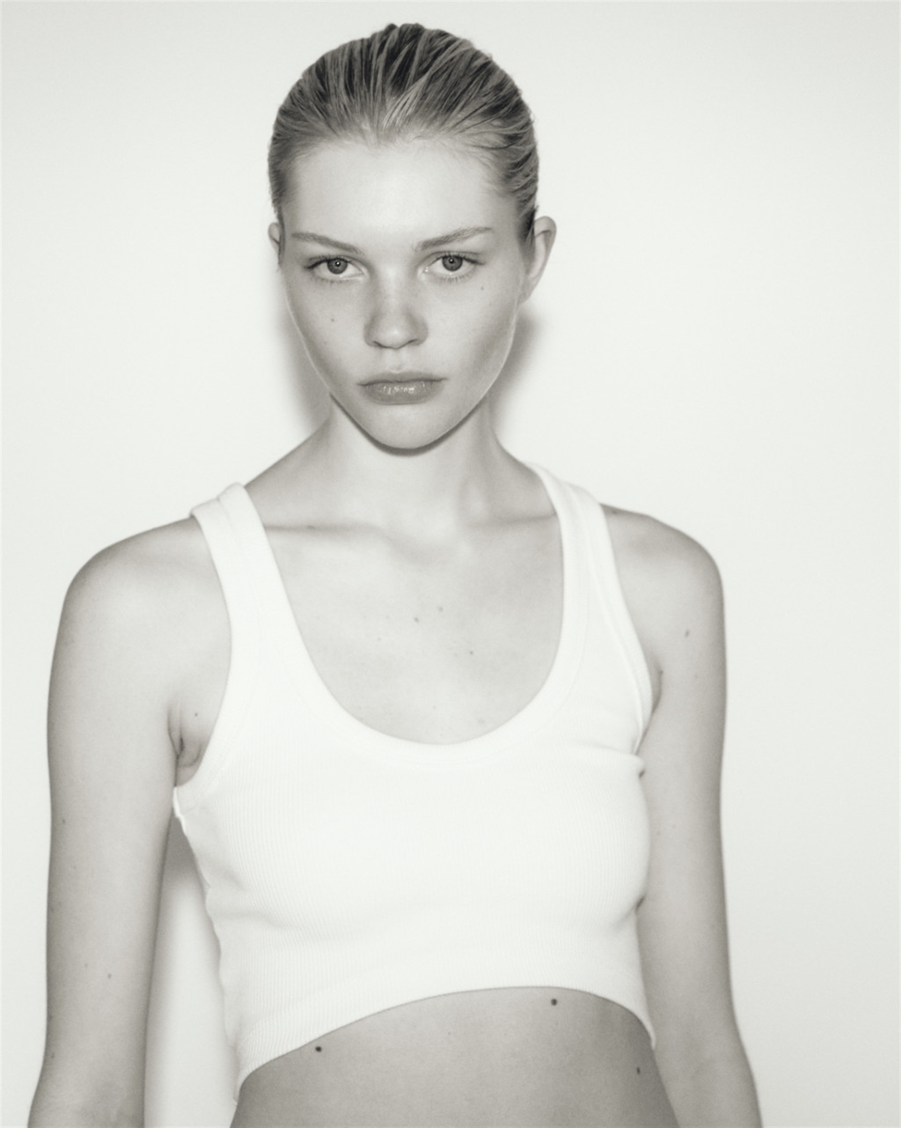 GRETA HELLBORG photo
