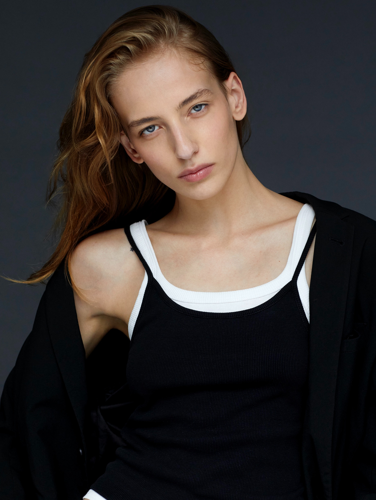 TAMARA BUJNAKOVA photo