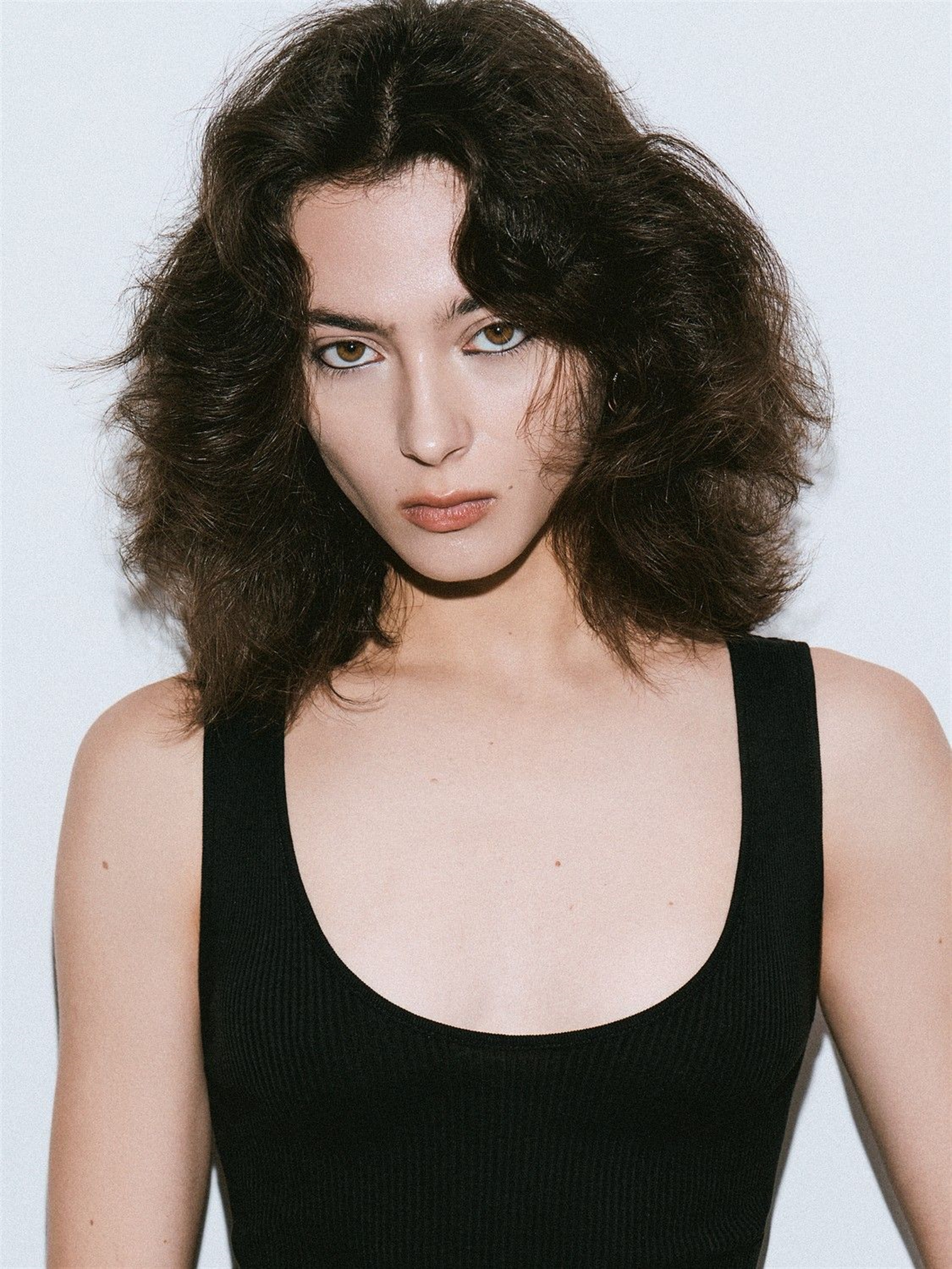 YANA KARA photo