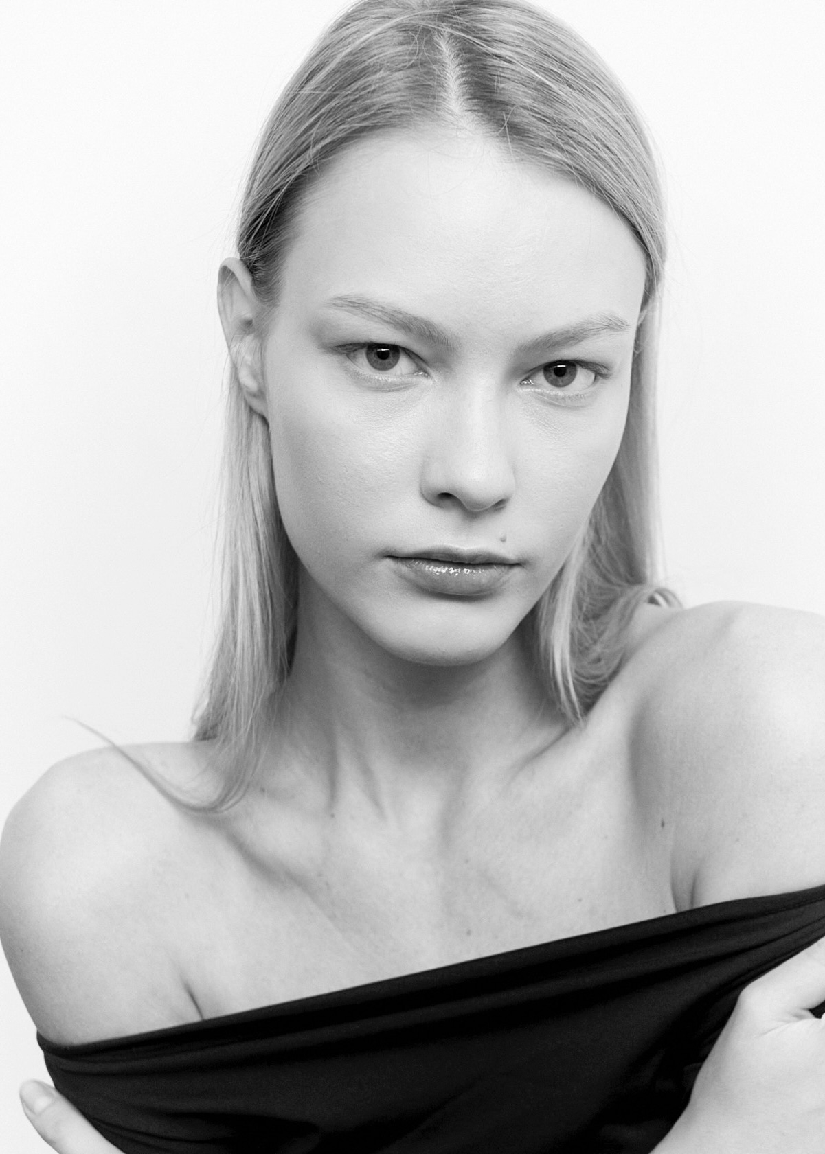 POLINA PRONINA photo